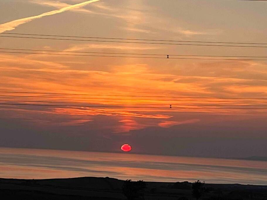 Hedd Wen Villa Llanllyfni Bagian luar foto